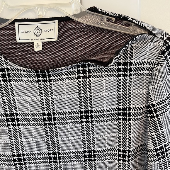 St. John Sport by Marie Gray Medium plaid ladybug knit long sleeve with scarf - Picture 4 of 11